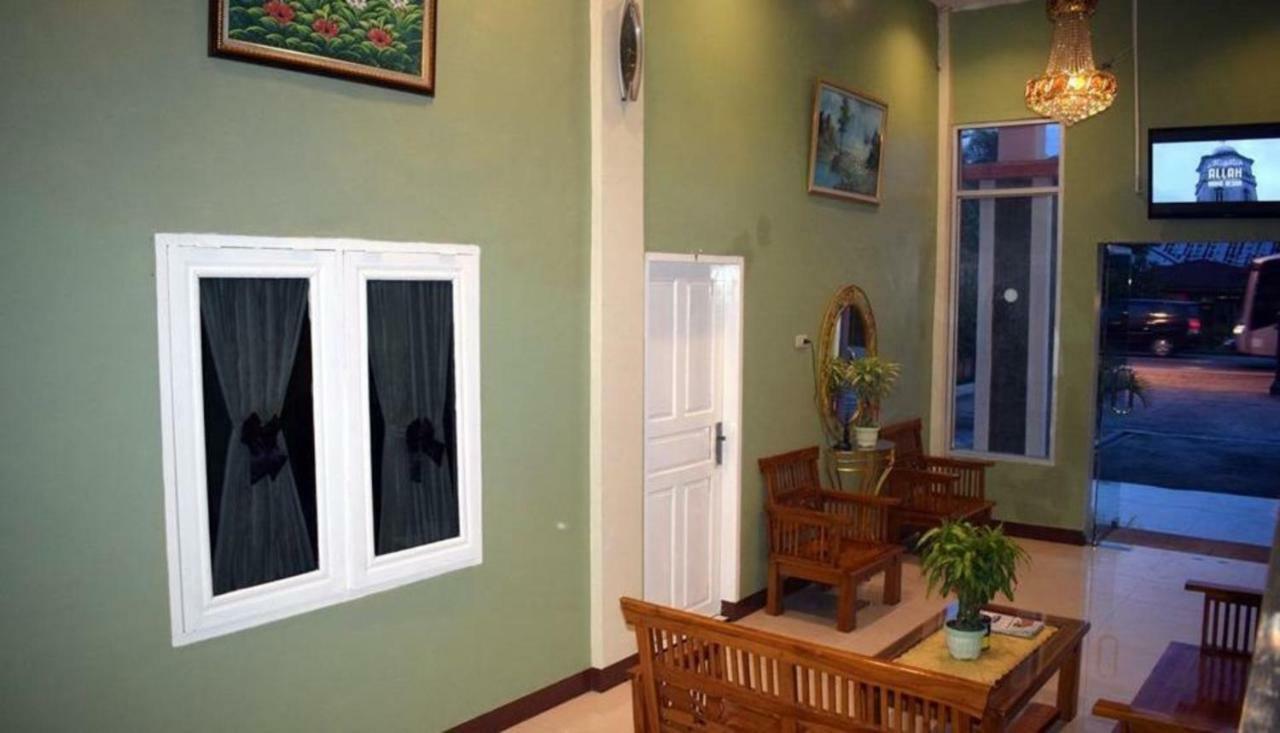Hotel Grand Family Sungairampah Экстерьер фото